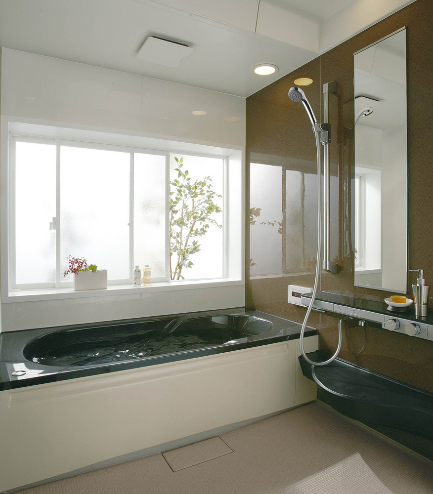 TOTOやノーリツ・リクシルのお風呂も簡単にリフォームすることが可能です。