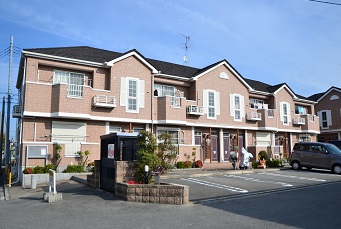 はちじんのオススメする断熱遮熱塗料「ガイナ」は多くのアパート経営者様からもご好評を頂いております。