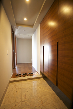 玄関のリフォーム例