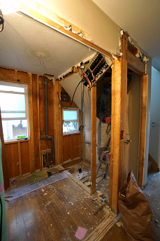 はちじんのトイレリフォーム現場の様子です。