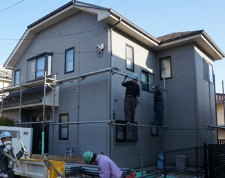 調布市のハチジン塗装工事例「外壁塗装前」