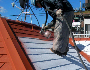 屋根外壁塗装やリフォームは調布市のはちじんへお任せください!人気の「精密外壁塗装」がおすすめです!